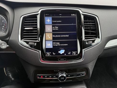 Used 2018 Volvo XC90 T6 Momentum w/ Convenience Package image 18