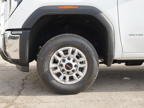 New 2026 GMC Sierra 2500 SLE w/ SLE Value Package; AWD/4WD image 27