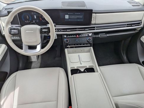 Used 2025 Hyundai Santa Fe SEL AWD/4WD image 21