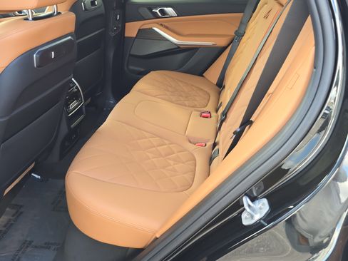 New 2026 BMW X5 xDrive50e w/ M Sport Package image 17