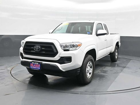 Used 2021 Toyota Tacoma SR image 4