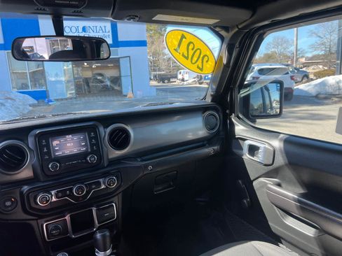 Used 2021 Jeep Gladiator Sport w/ Trailer Tow Package image 33