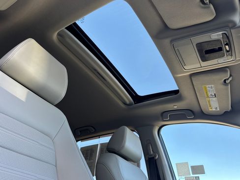 Used 2023 Honda CR-V EX-L image 14