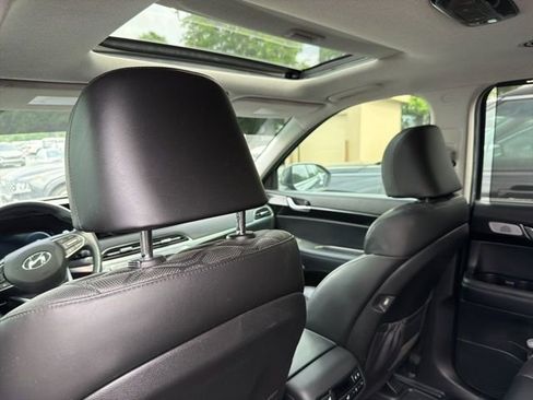 Used 2021 Hyundai Palisade Limited FWD image 28