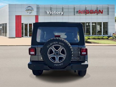 Used 2019 Jeep Wrangler Unlimited Sport AWD/4WD image 4