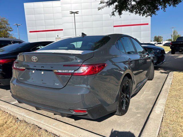 Used 2025 Toyota Camry SE FWD image 3