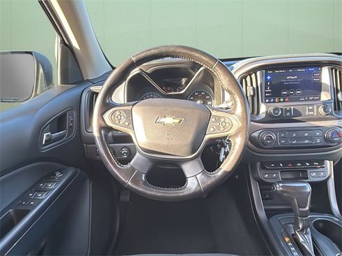 Used 2020 Chevrolet Colorado Z71 image 24