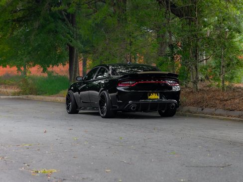 Used 2020 Dodge Charger Scat Pack w/ Daytona Edition Group RWD image 43
