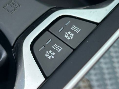 Used 2021 BMW X5 M w/ Executive Package image 22