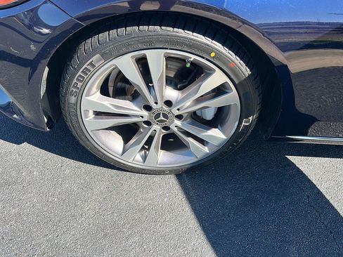 Used 2019 Mercedes-Benz C 300 Sedan w/ Premium Package image 33