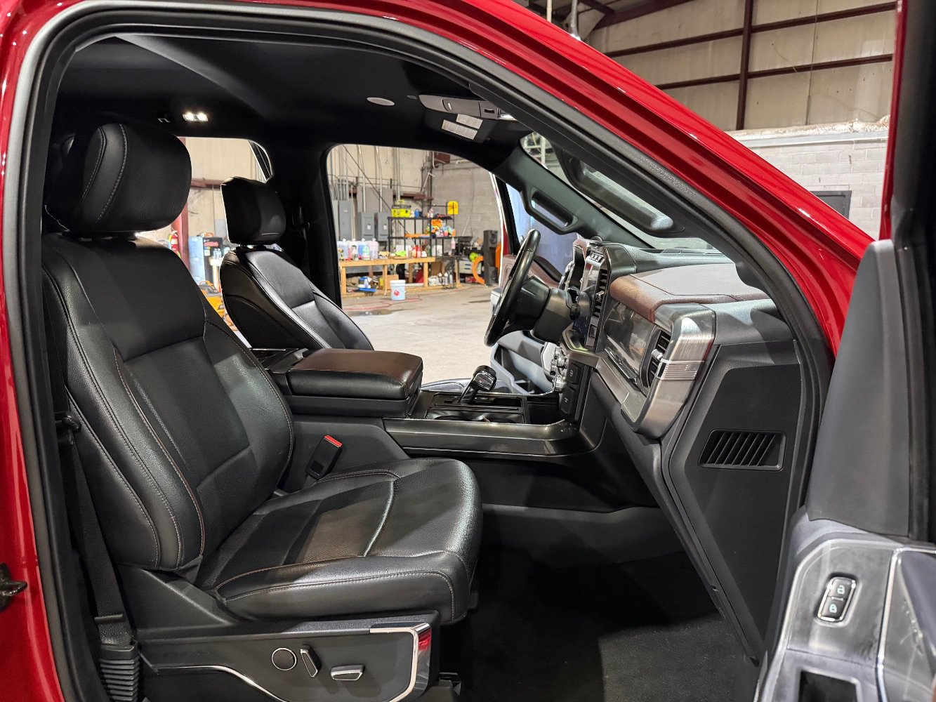 Used 2022 Ford F150 Lariat w/ Equipment Group 502A High AWD/4WD image 24