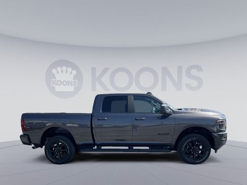 Used 2025 RAM 2500 Laramie AWD/4WD image 8