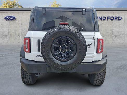 Used 2025 Ford Bronco Outer Banks w/ Sasquatch Package AWD/4WD image 5