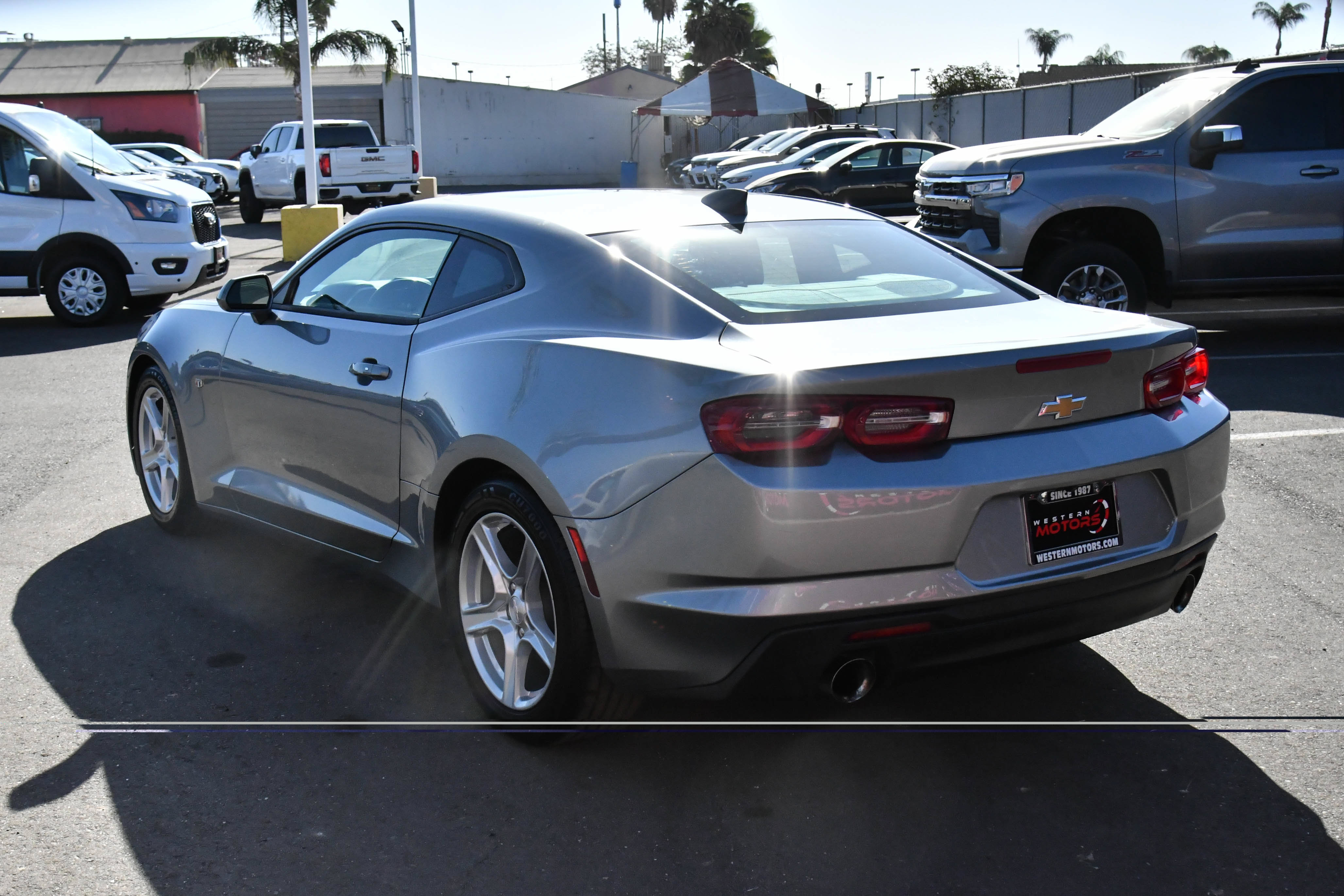 Used 2023 Chevrolet Camaro LT RWD image 6
