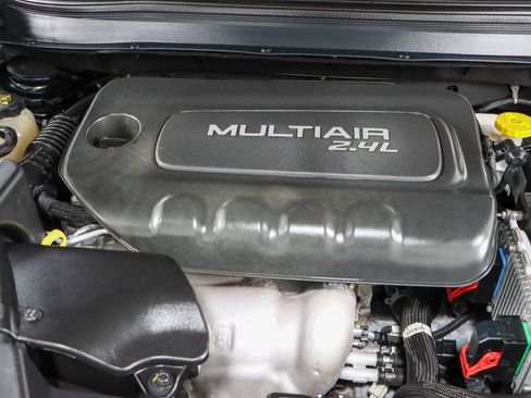 Used 2018 Jeep Cherokee Latitude image 29