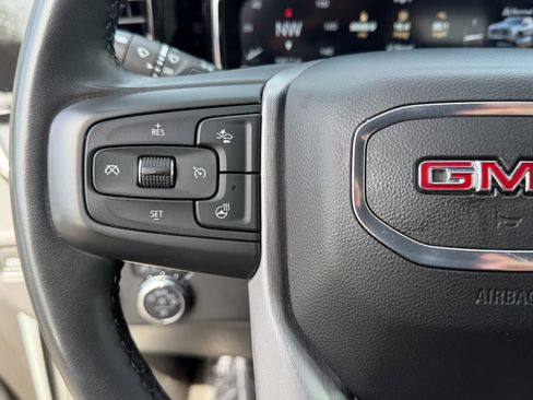 Used 2024 GMC Sierra 1500 SLT AWD/4WD image 31