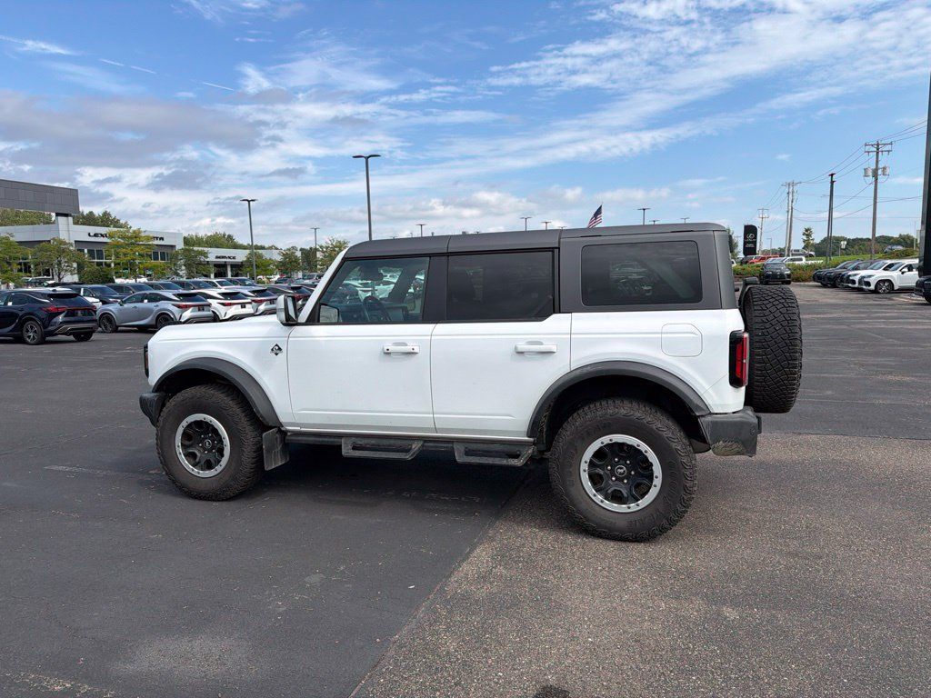Used 2024 Ford Bronco Outer Banks w/ Sasquatch Package AWD/4WD image 36