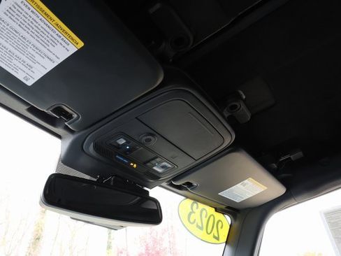 Used 2023 Ford Bronco Outer Banks image 13