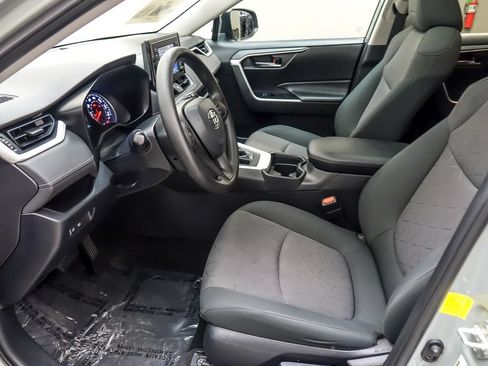 Used 2019 Toyota RAV4 XLE w/ All Weather Liner Package AWD/4WD image 9