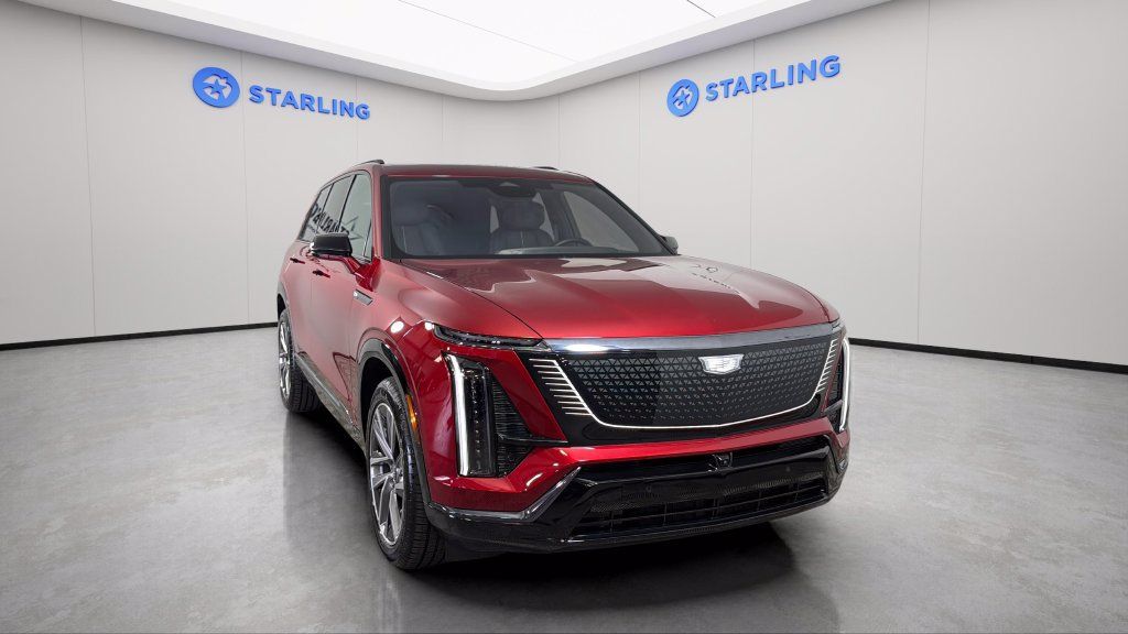 Used 2026 Cadillac Vistiq Sport w/ LPO, Floor Liner Package AWD/4WD image 28