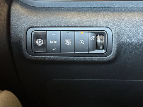 New 2027 GMC Terrain Elevation w/ Elevation Premium Package FWD image 30