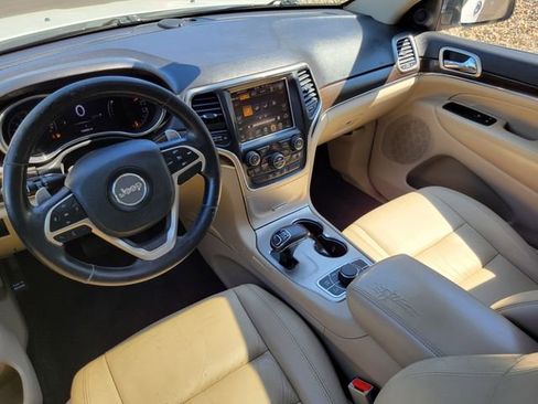 Used 2014 Jeep Grand Cherokee Limited AWD/4WD image 23