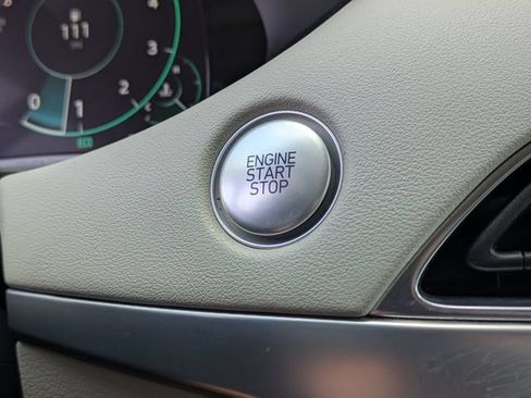 Used 2022 Hyundai Palisade Limited FWD image 34