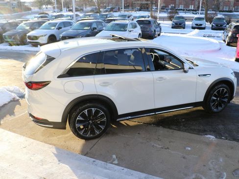 Certified 2025 MAZDA CX-90 Plug-In Hybrid w/ Premium Plus image 5