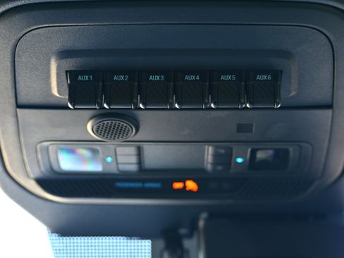 Used 2022 Ford Bronco Wildtrak image 24