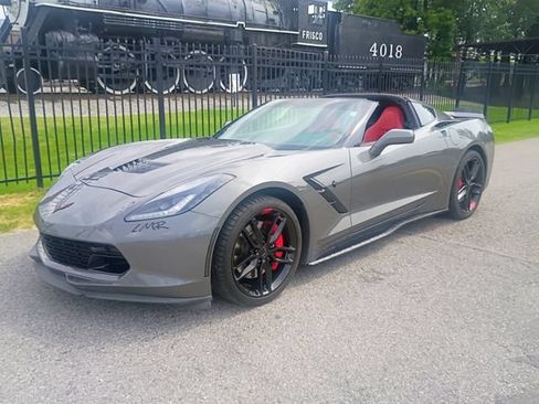 Used 2016 Chevrolet Corvette Stingray Coupe w/ 2LT Preferred Equipment Group RWD image 7