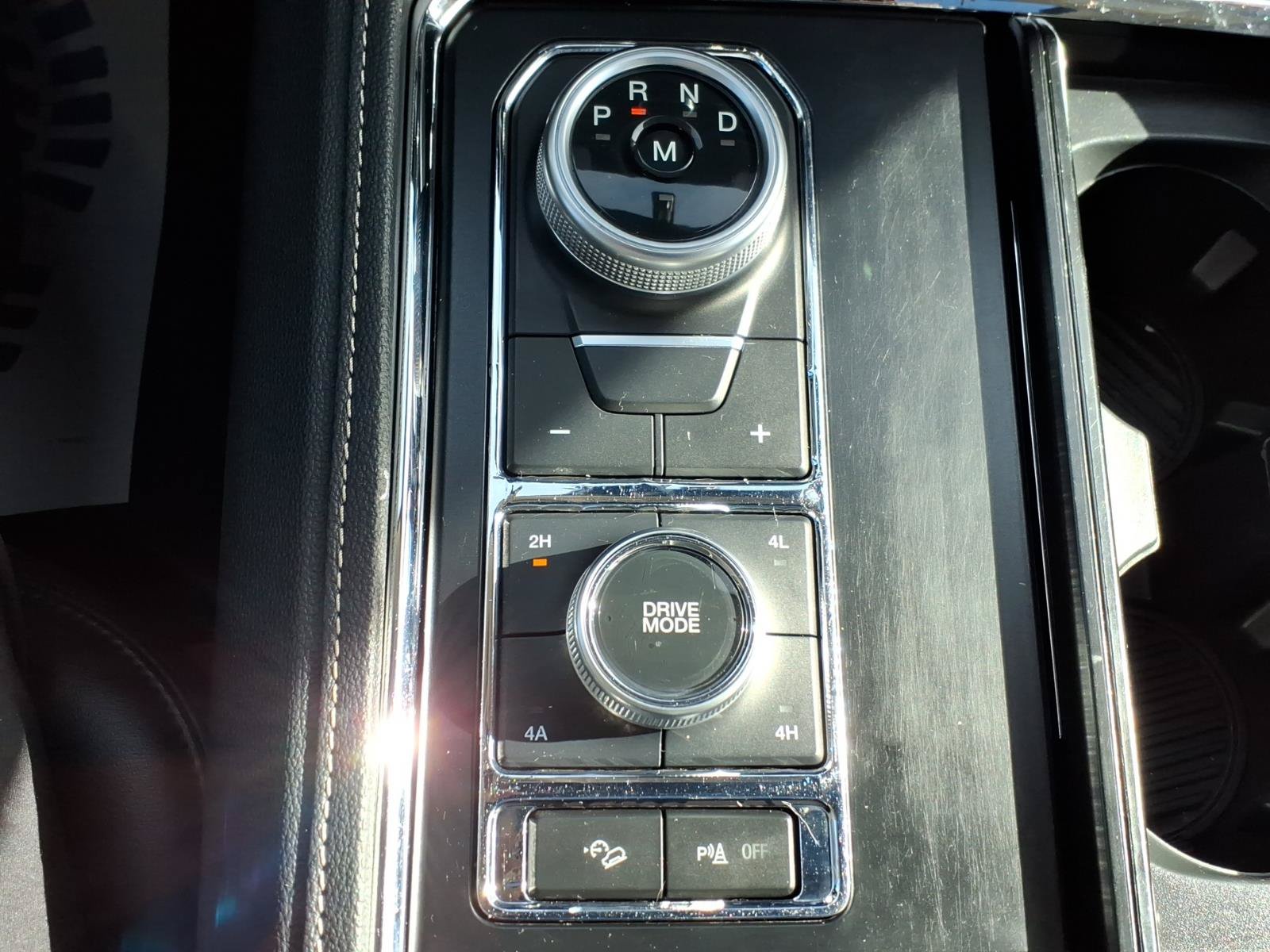 Used 2023 Ford Expedition Max XLT AWD/4WD image 23