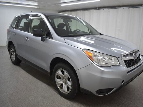 Used 2014 Subaru Forester 2.5i image 1