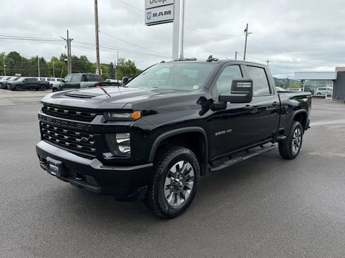 Used 2021 Chevrolet Silverado 2500 Custom w/ Custom Value Package AWD/4WD image 1