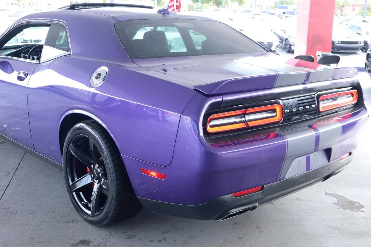 Used 2018 Dodge Challenger SRT w/ Technology Group RWD image 9
