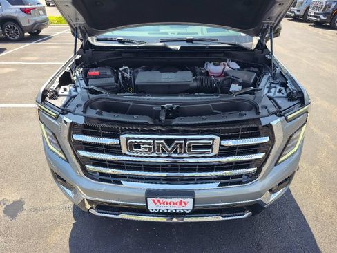 New 2026 GMC Yukon XL Elevation w/ Elevation Premium Package AWD/4WD image 32