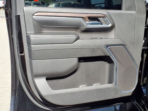 Used 2024 Chevrolet Silverado 2500 LT AWD/4WD image 26