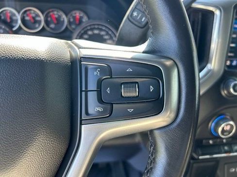 Used 2022 Chevrolet Silverado 1500 RST w/ Z71 Off-Road Package AWD/4WD image 18