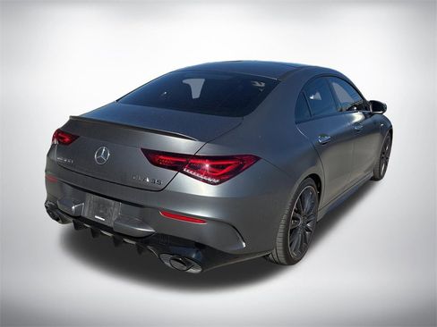 Used 2022 Mercedes-Benz CLA 35 AMG 4MATIC image 5