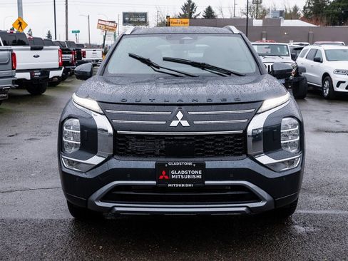 New 2026 Mitsubishi Outlander SEL image 2