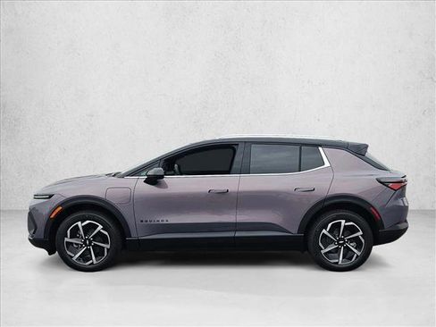 New 2026 Chevrolet Equinox EV LT image 5