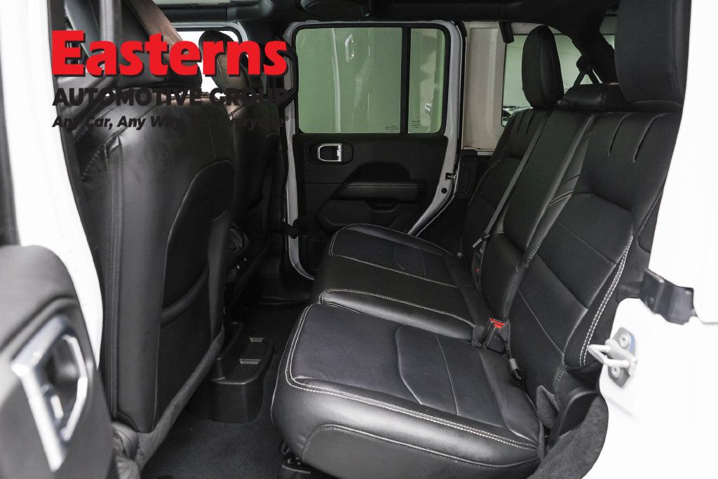 Used 2022 Jeep Wrangler Unlimited Sahara w/ Cold Weather Group AWD/4WD image 24
