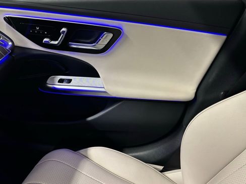 New 2026 Mercedes-Benz E 350 4MATIC Sedan image 16