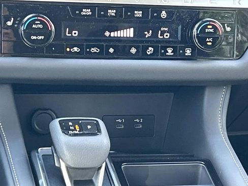 New 2026 Nissan Pathfinder SL w/ SL Premium Package AWD/4WD image 27