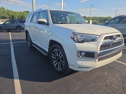 Used 2018 Toyota 4Runner Limited AWD/4WD image 1