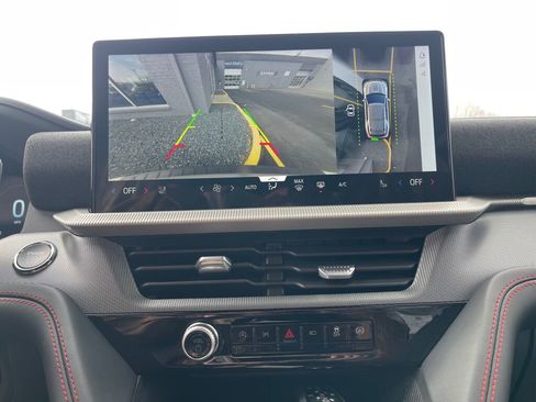 New 2026 Ford Explorer ST-Line w/ ST-Line Street Pack image 9