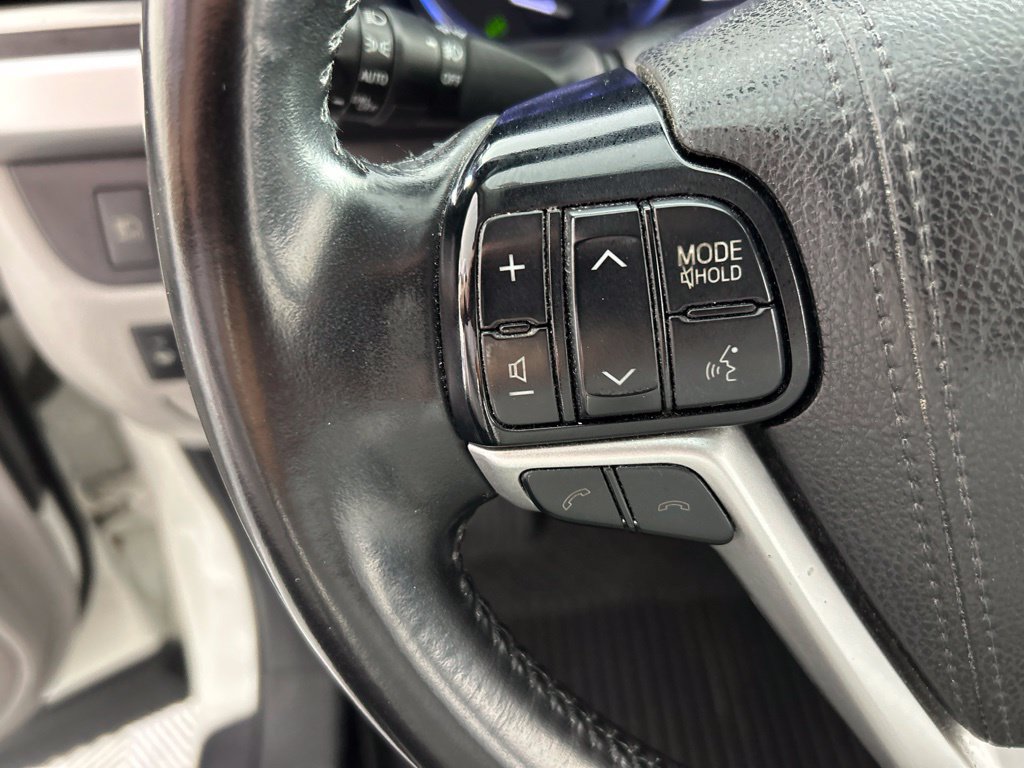 Used 2019 Toyota Highlander Limited AWD/4WD image 13