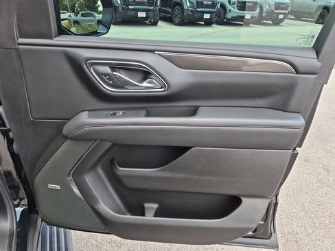 Certified 2024 GMC Yukon AT4 w/ AT4 Premium Plus Package AWD/4WD image 40