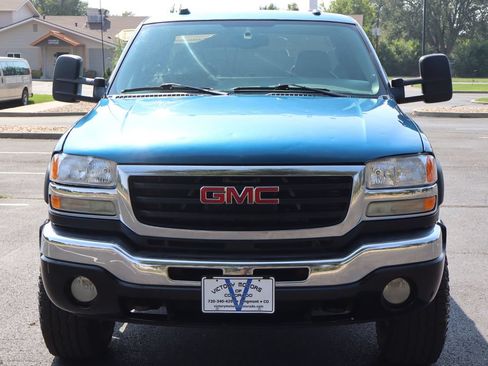 Used 2004 GMC Sierra 2500 SLT w/ Heavy-Duty Power Package AWD/4WD image 12