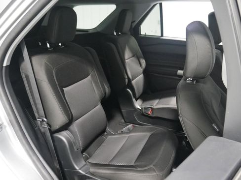 Certified 2023 Ford Explorer XLT image 17