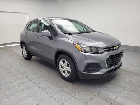 Used 2020 Chevrolet Trax LS FWD image 13